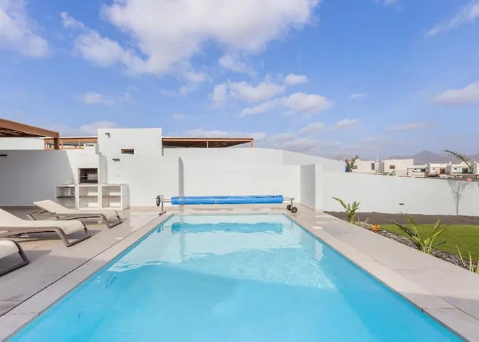 Villa Altos Gadea 9b By Escape